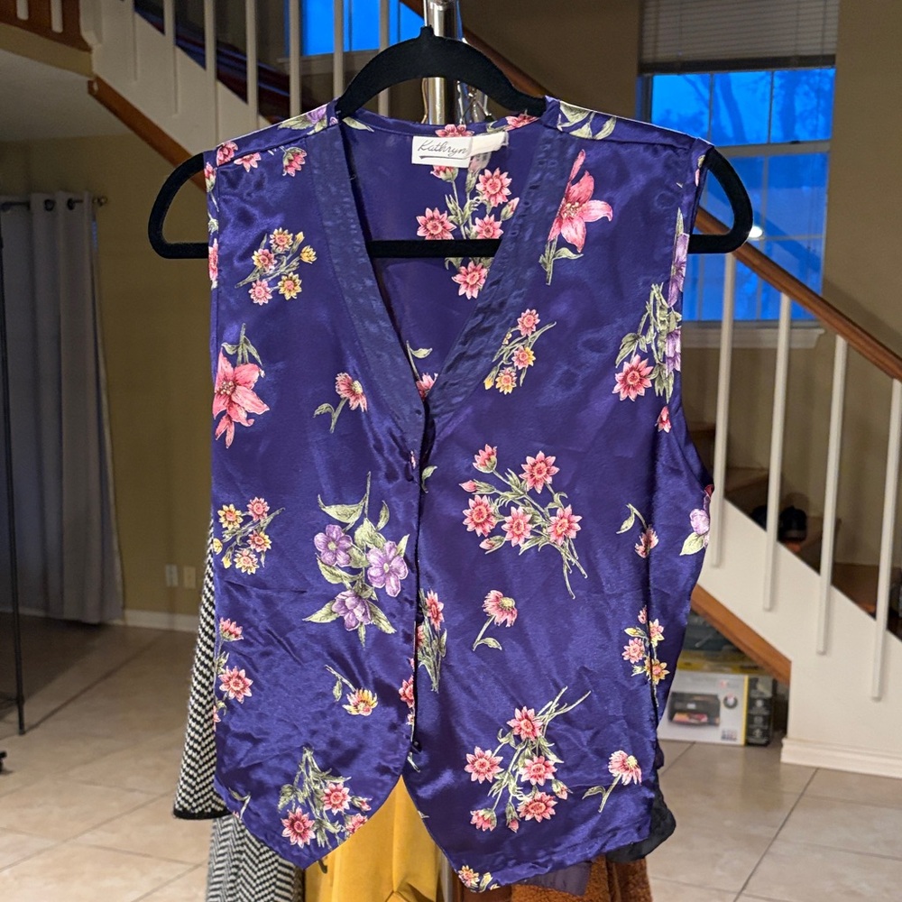 Kathryn Floral Sleeveless Blouse - indigo